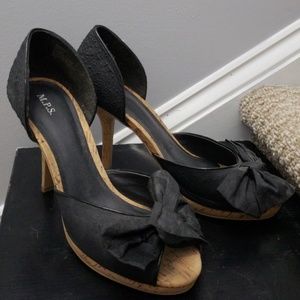 Black/cork bow heels